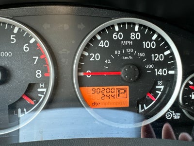 2010 Nissan Frontier LE