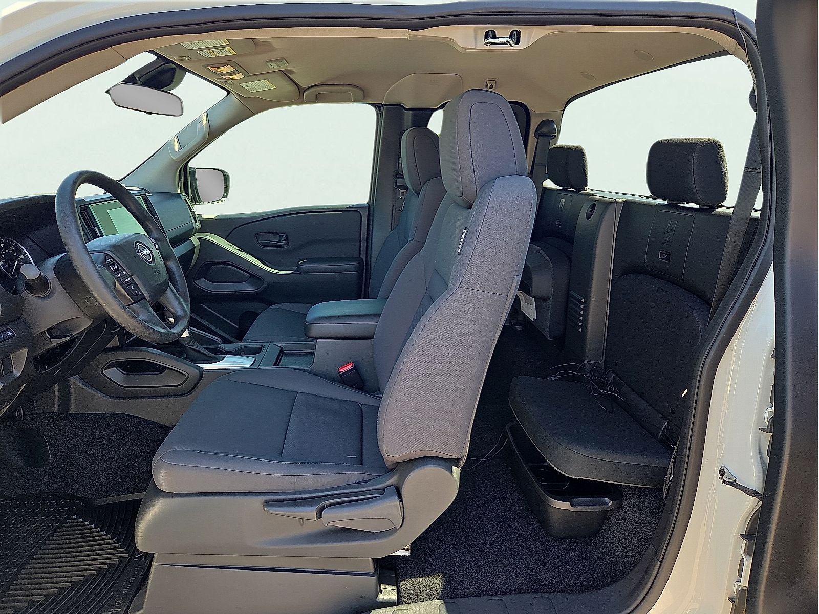 2025 Nissan Frontier S