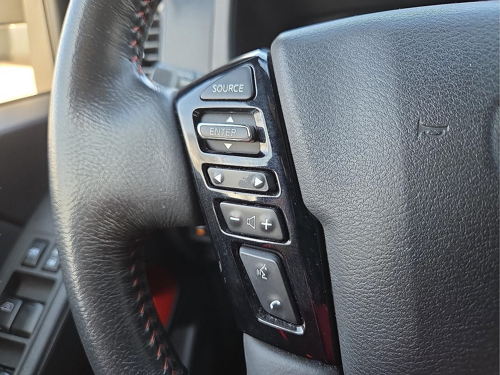 2023 Nissan Frontier PRO-X