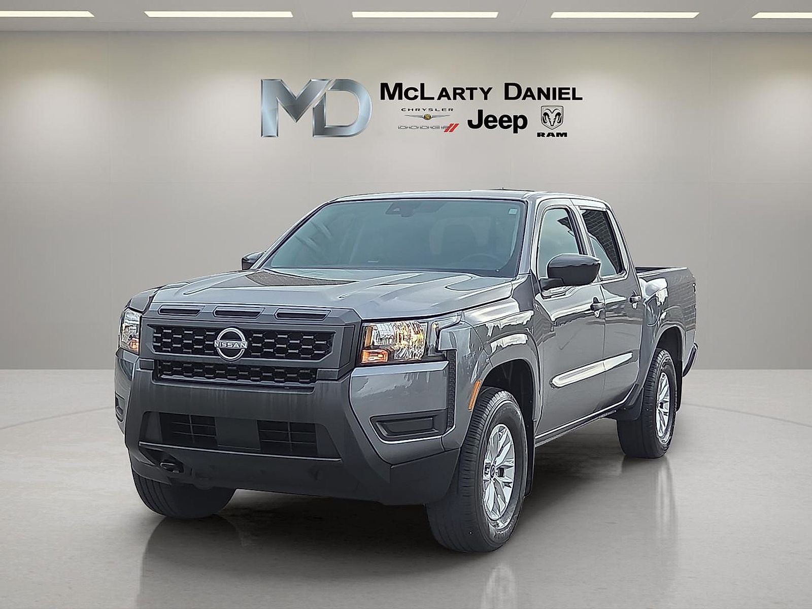 2025 Nissan Frontier S