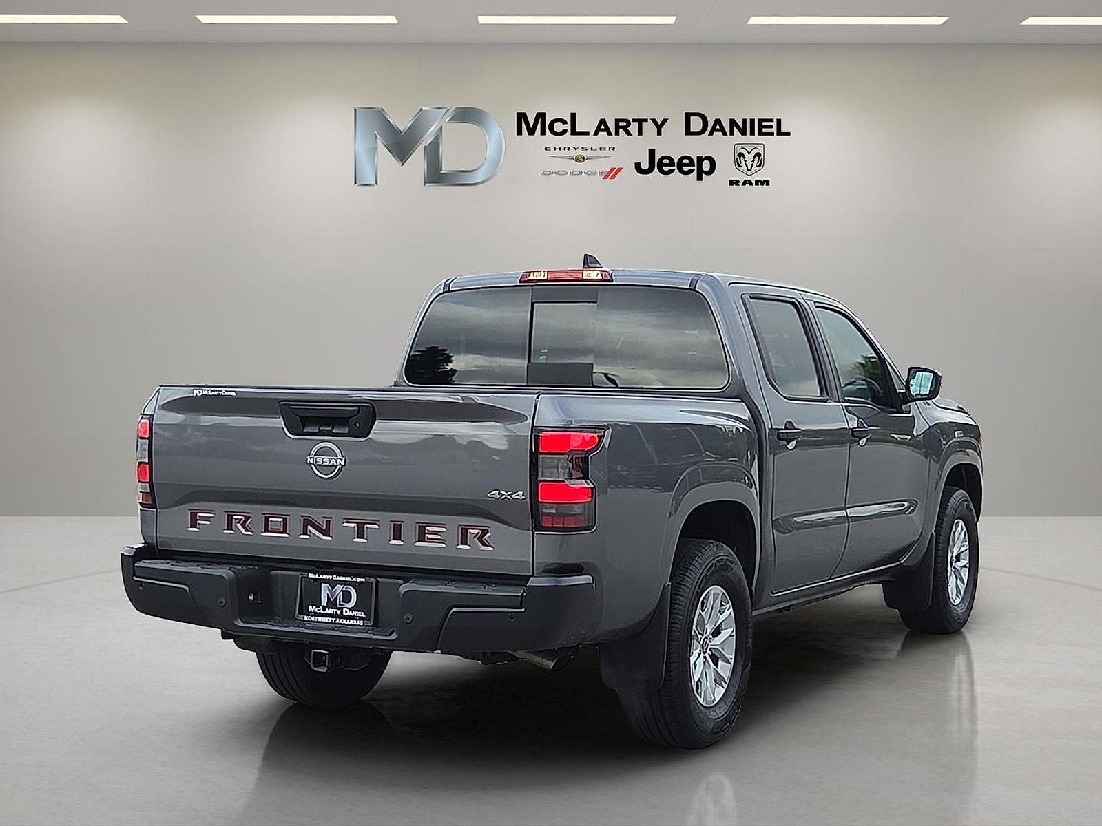 2025 Nissan Frontier S