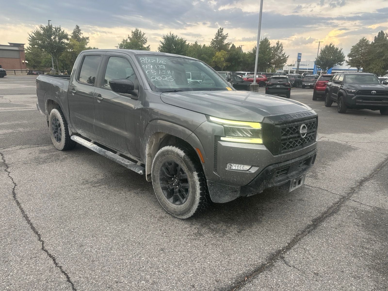 2023 Nissan Frontier SV