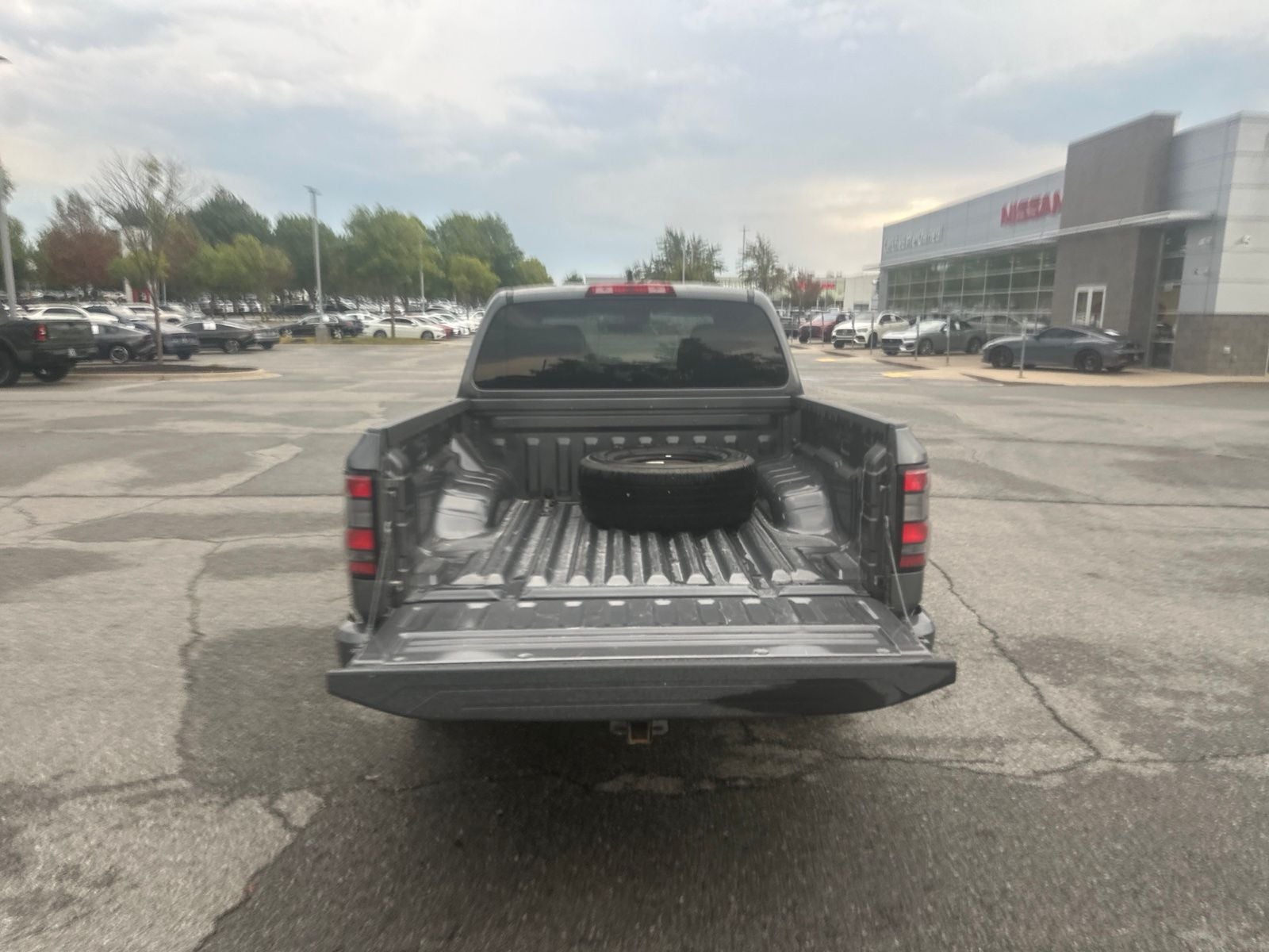 2023 Nissan Frontier SV