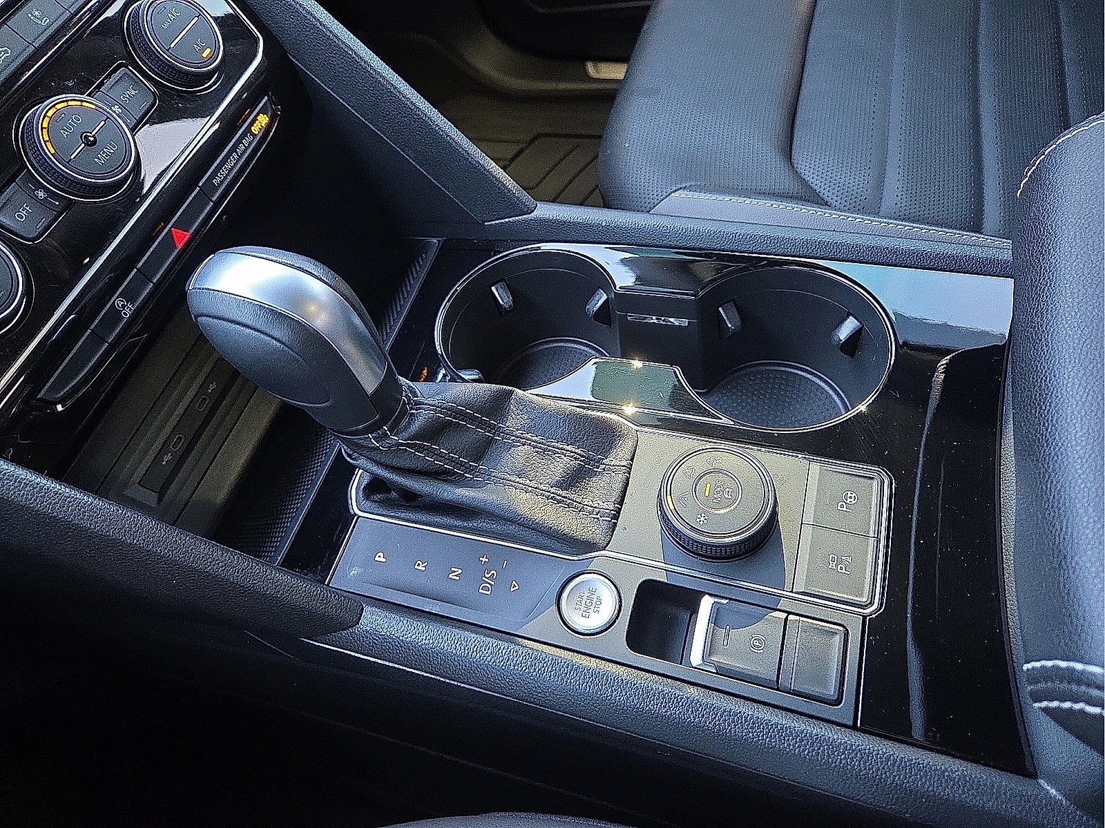 2023 Volkswagen Atlas Cross Sport 3.6L V6 SEL Premium R-Line