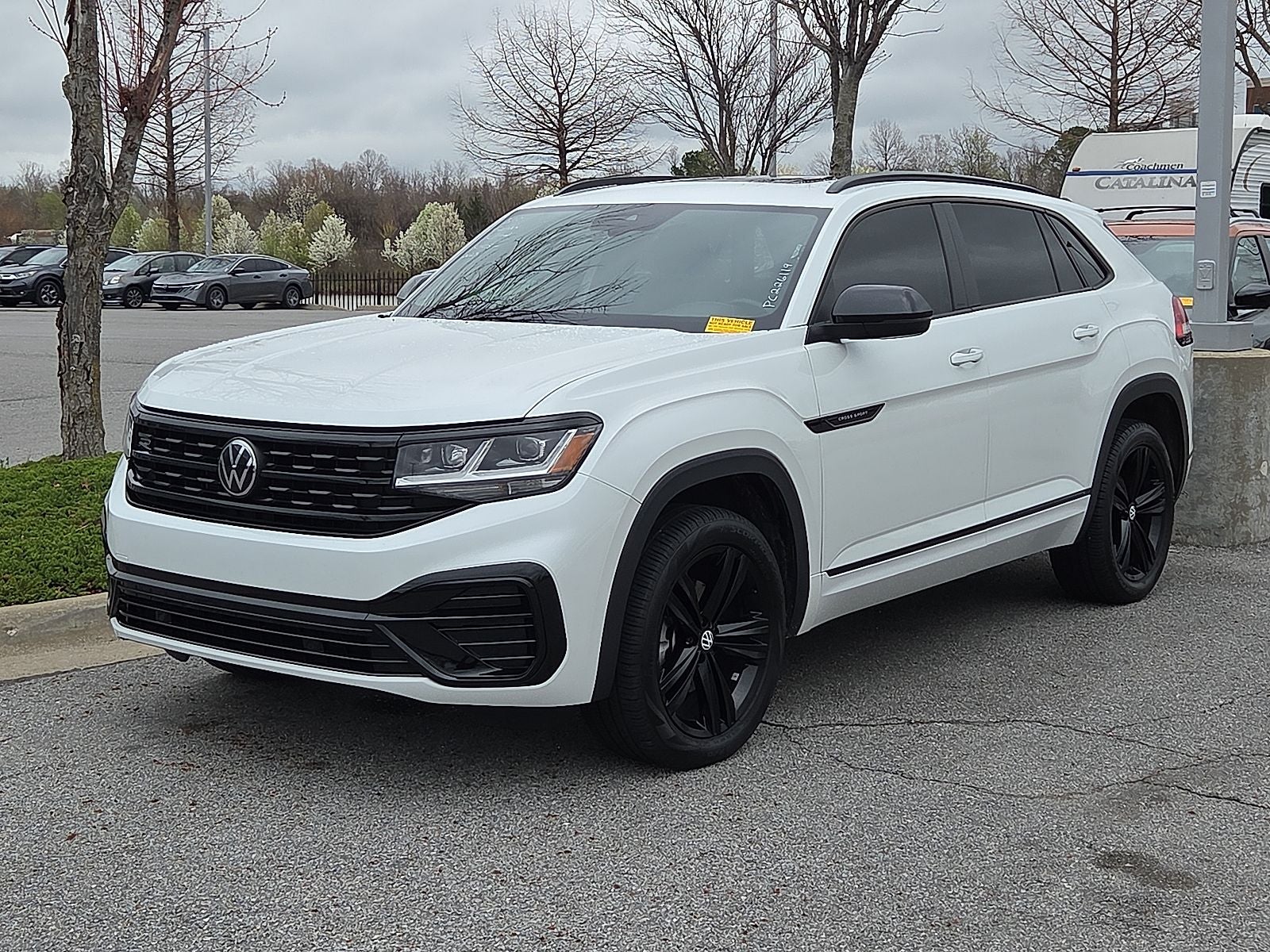 2023 Volkswagen Atlas Cross Sport 2.0T SEL R-Line
