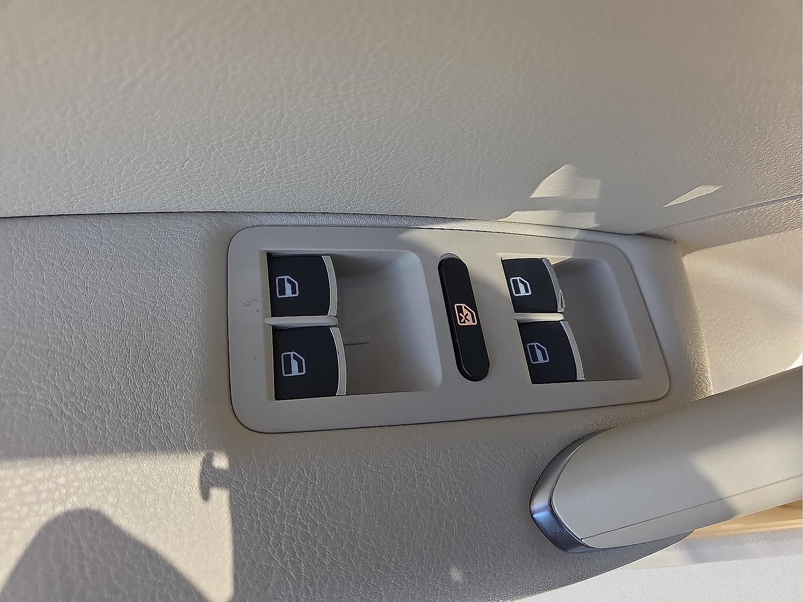 2017 Volkswagen Passat SEL Premium