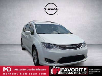 2017 Chrysler Pacifica Touring L Plus