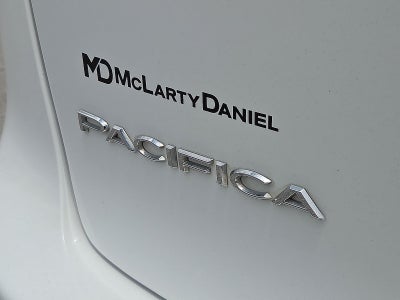 2017 Chrysler Pacifica Touring L Plus