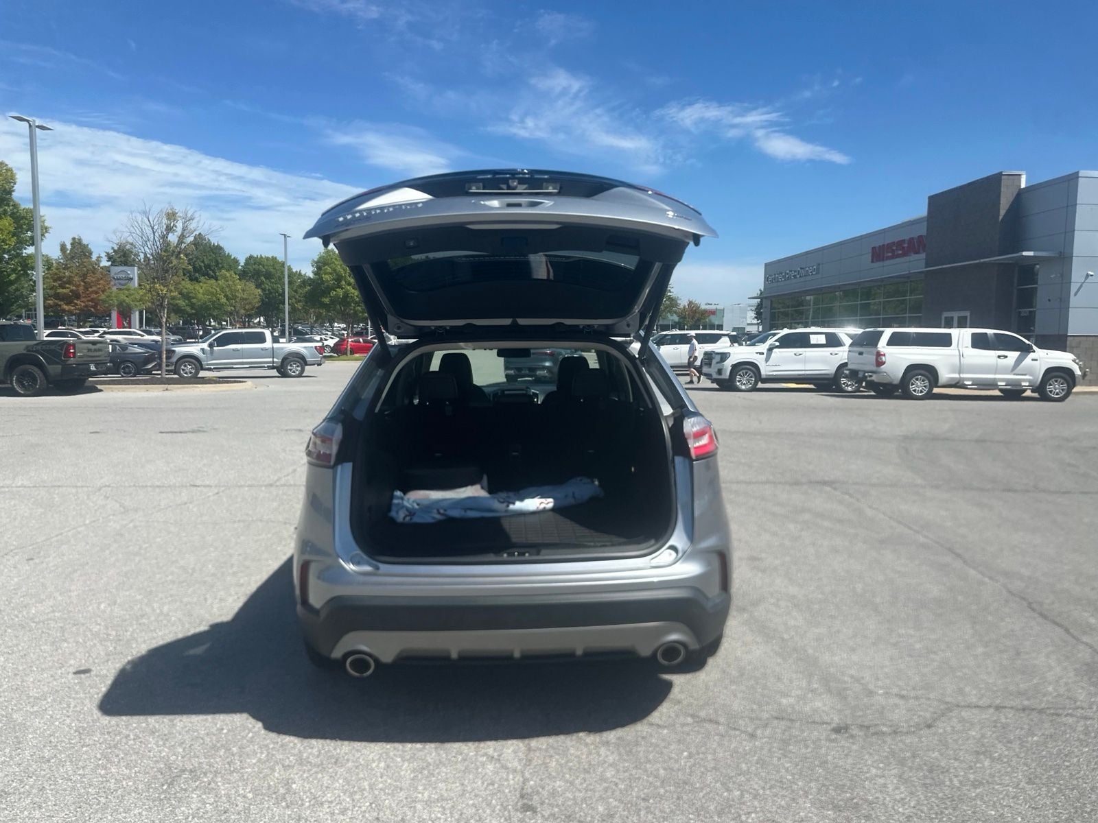 2023 Ford Edge Titanium