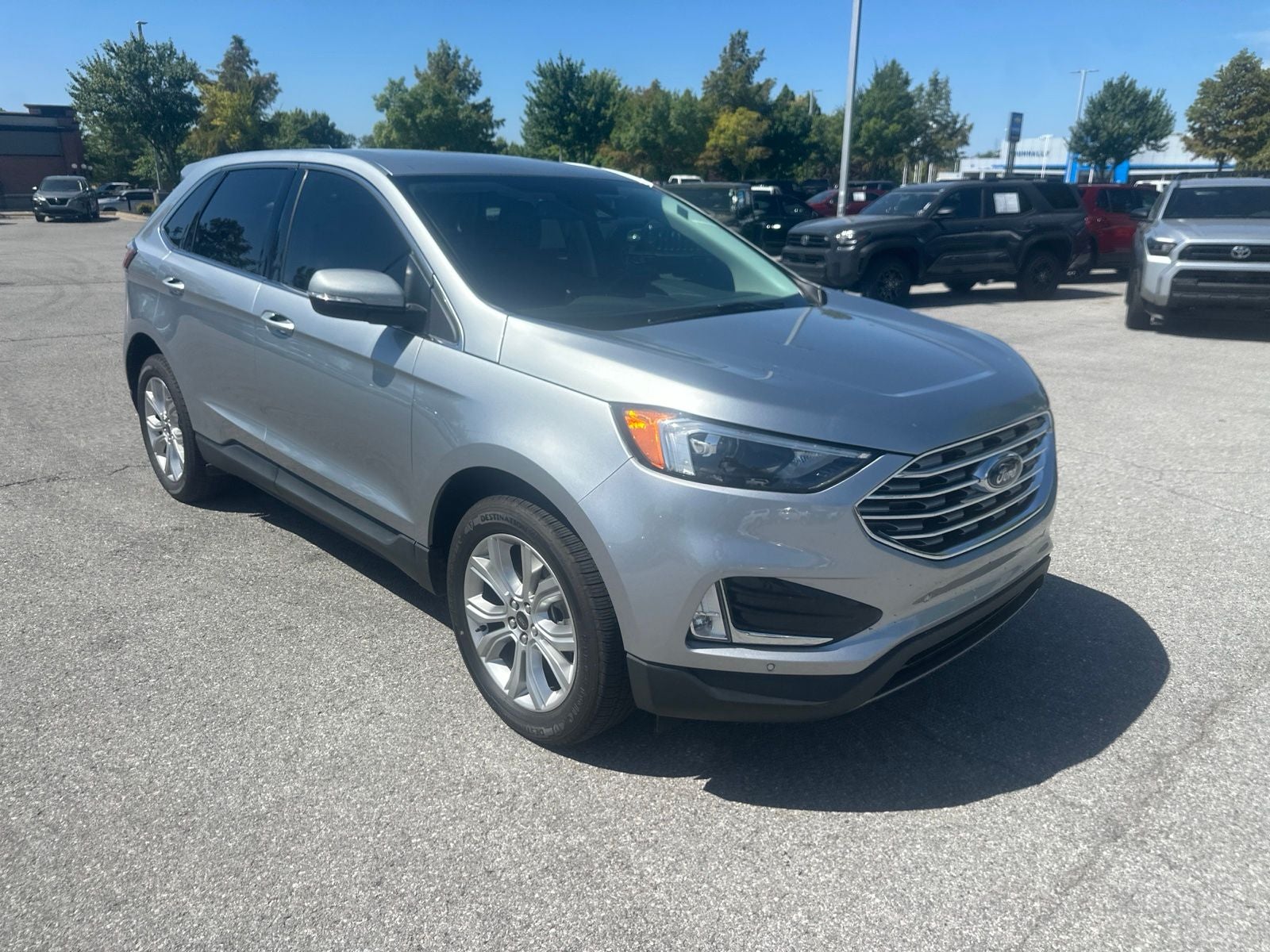 2023 Ford Edge Titanium