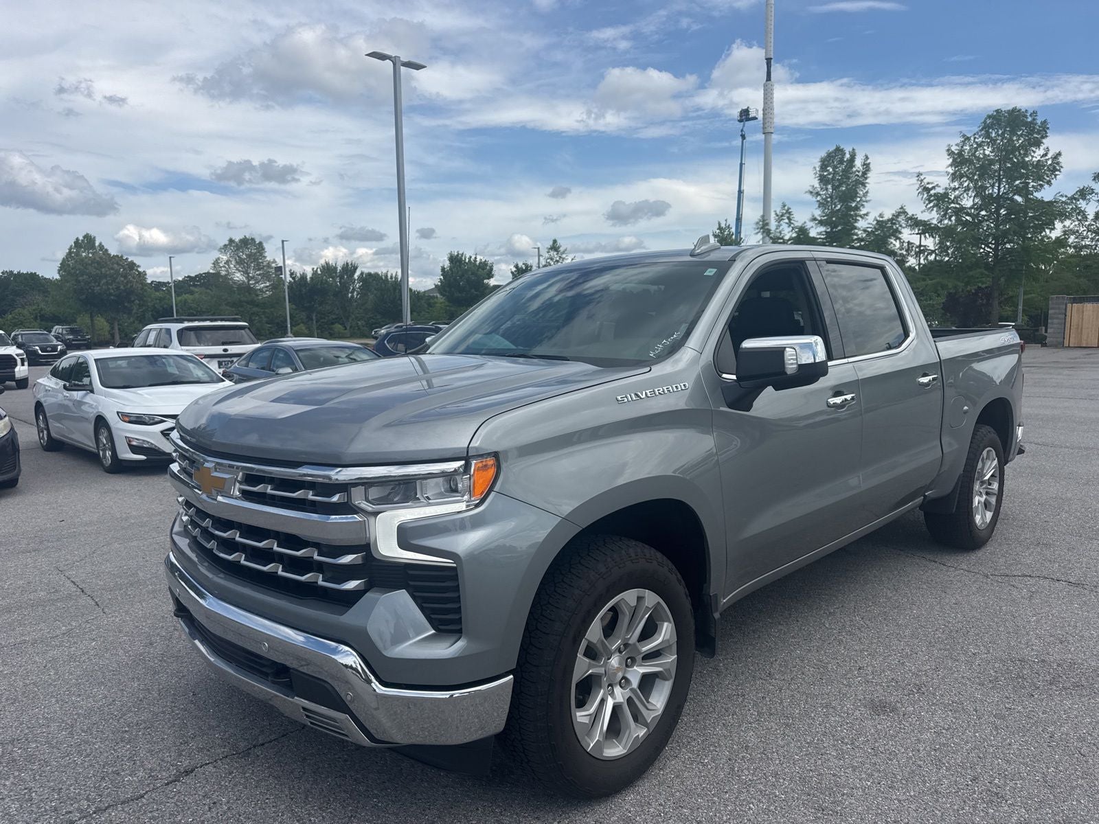2025 Chevrolet Silverado 1500 LTZ