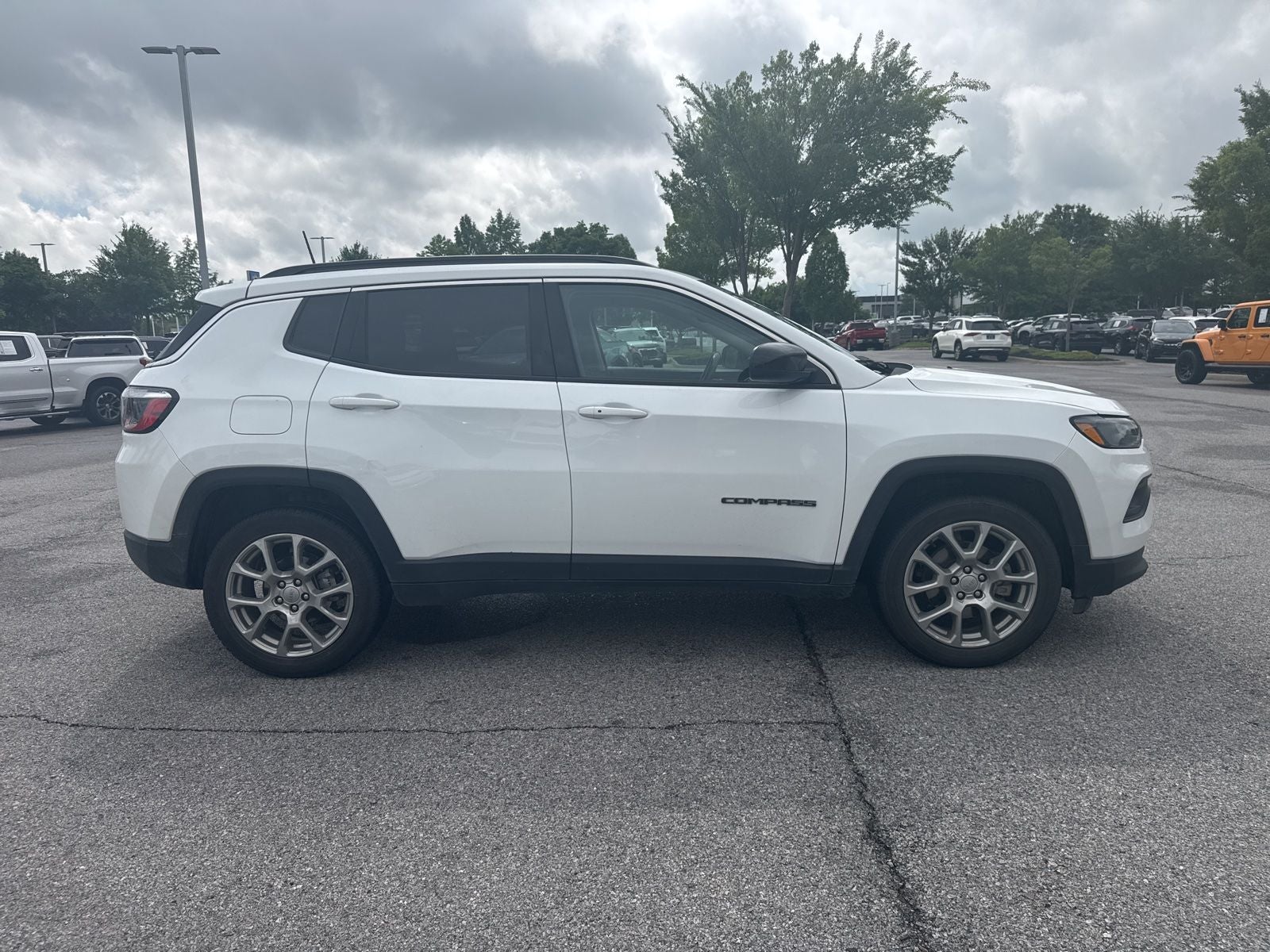 2022 Jeep Compass Latitude Lux