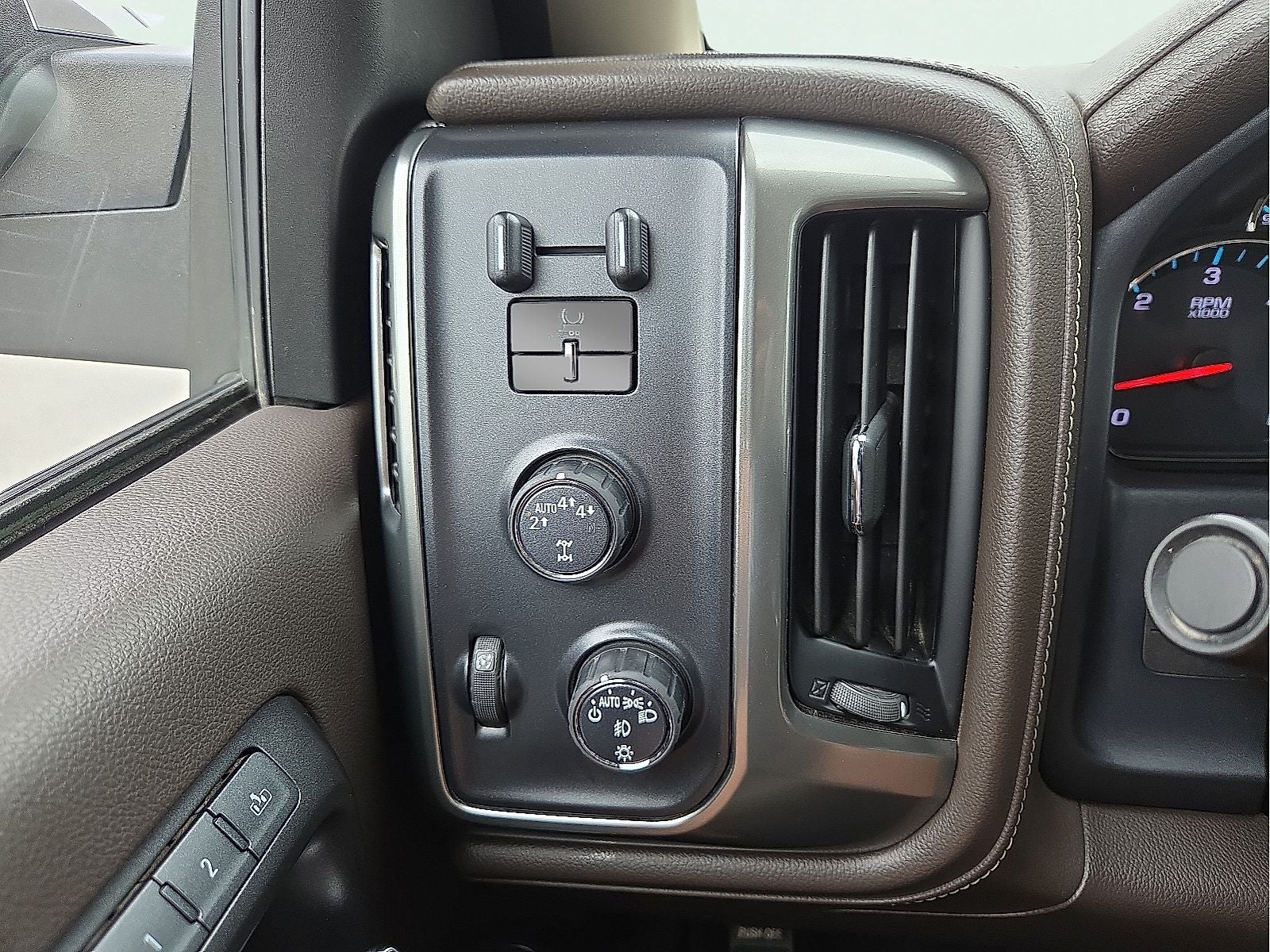 2018 Chevrolet Silverado 1500 LTZ 1LZ