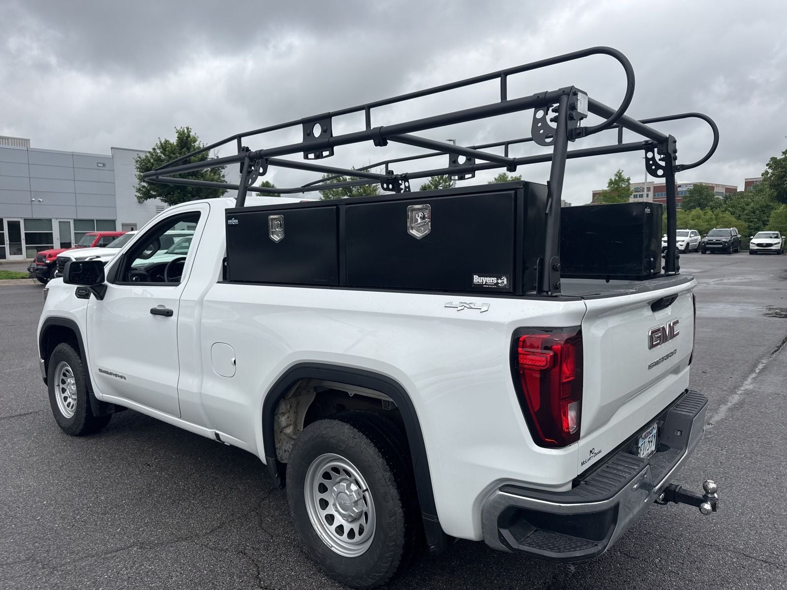 2025 GMC Sierra 1500 Pro