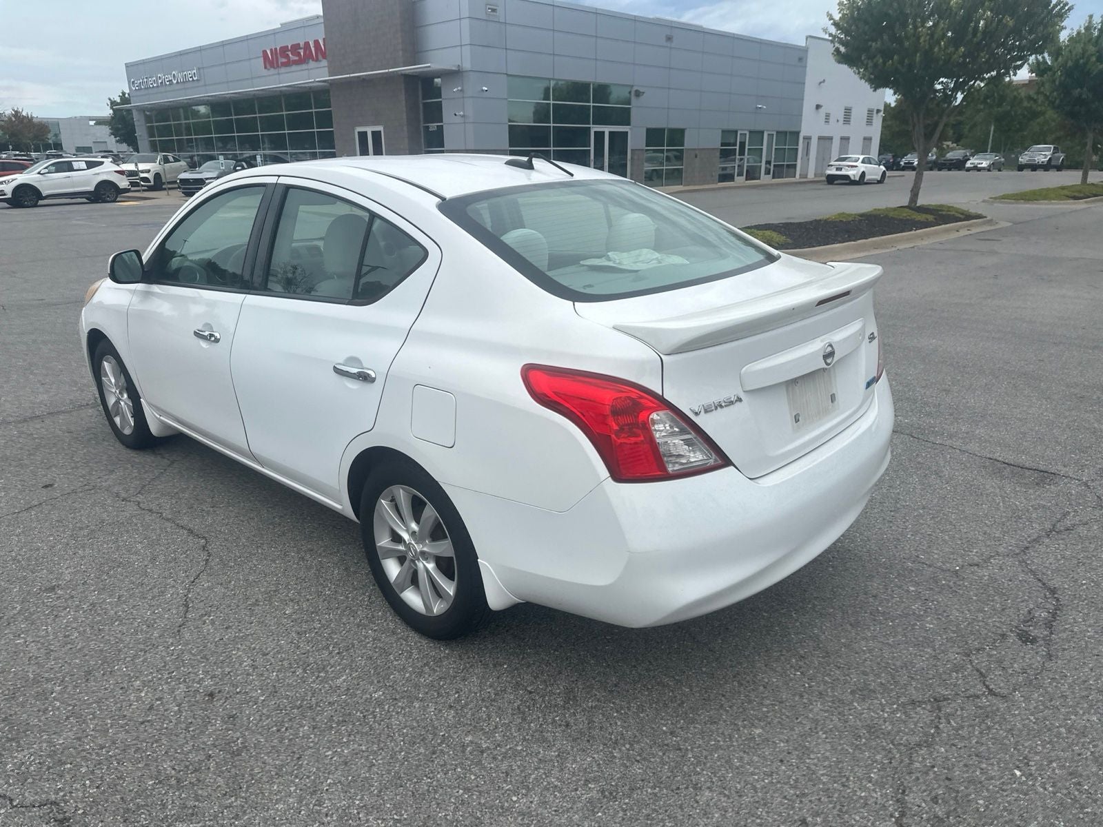 2014 Nissan Versa 1.6 SL
