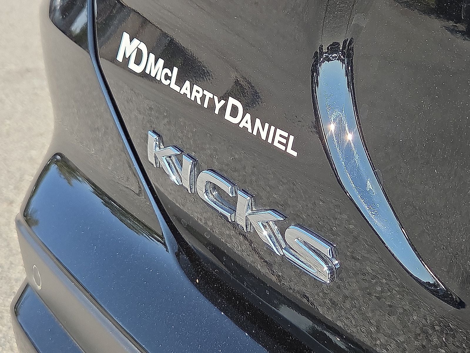 2025 Nissan Kicks Play S