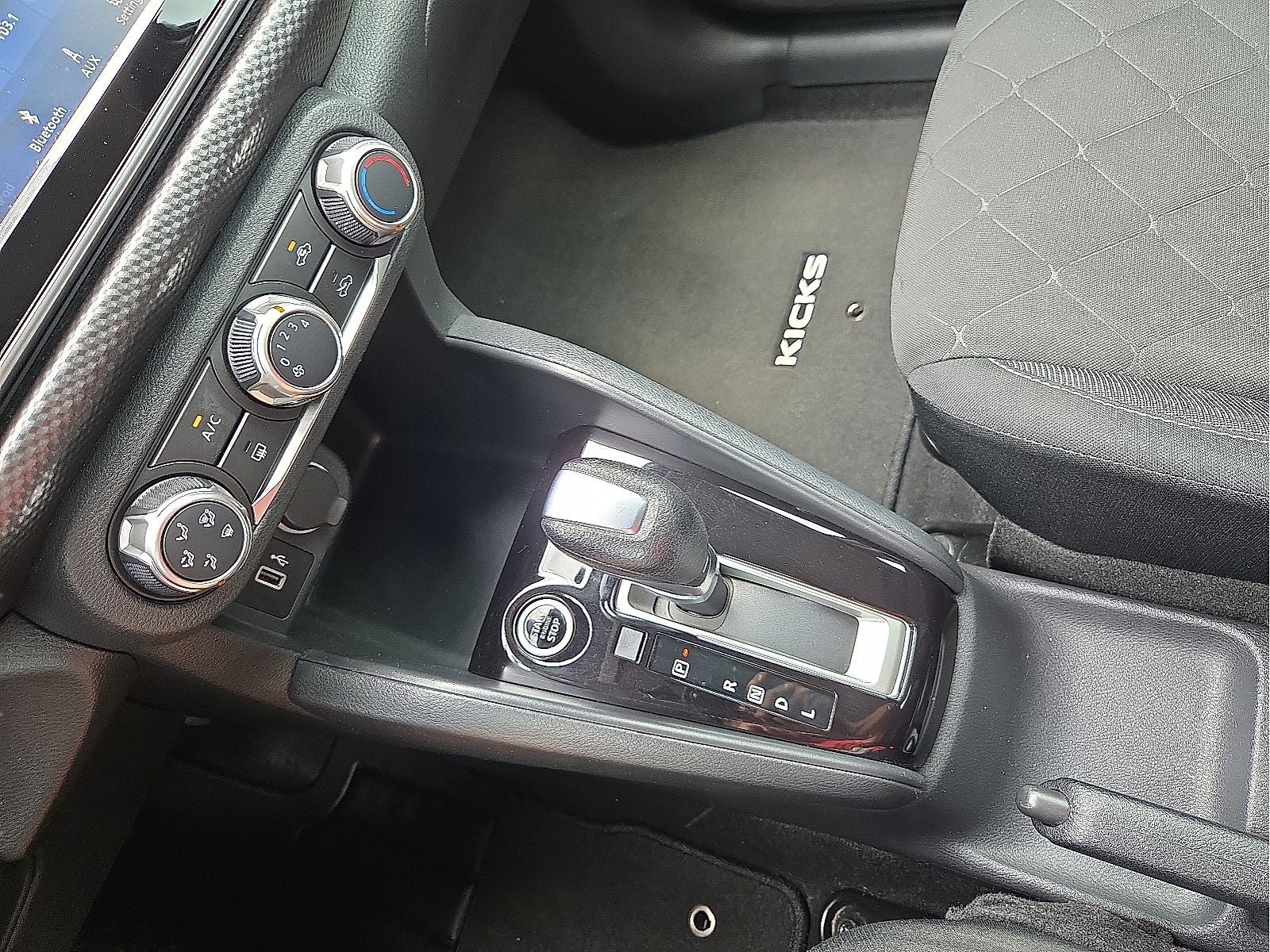 2020 Nissan Kicks S