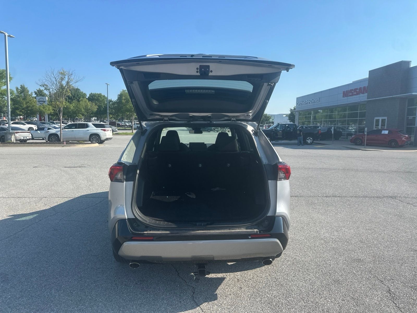 2022 Toyota RAV4 Hybrid SE