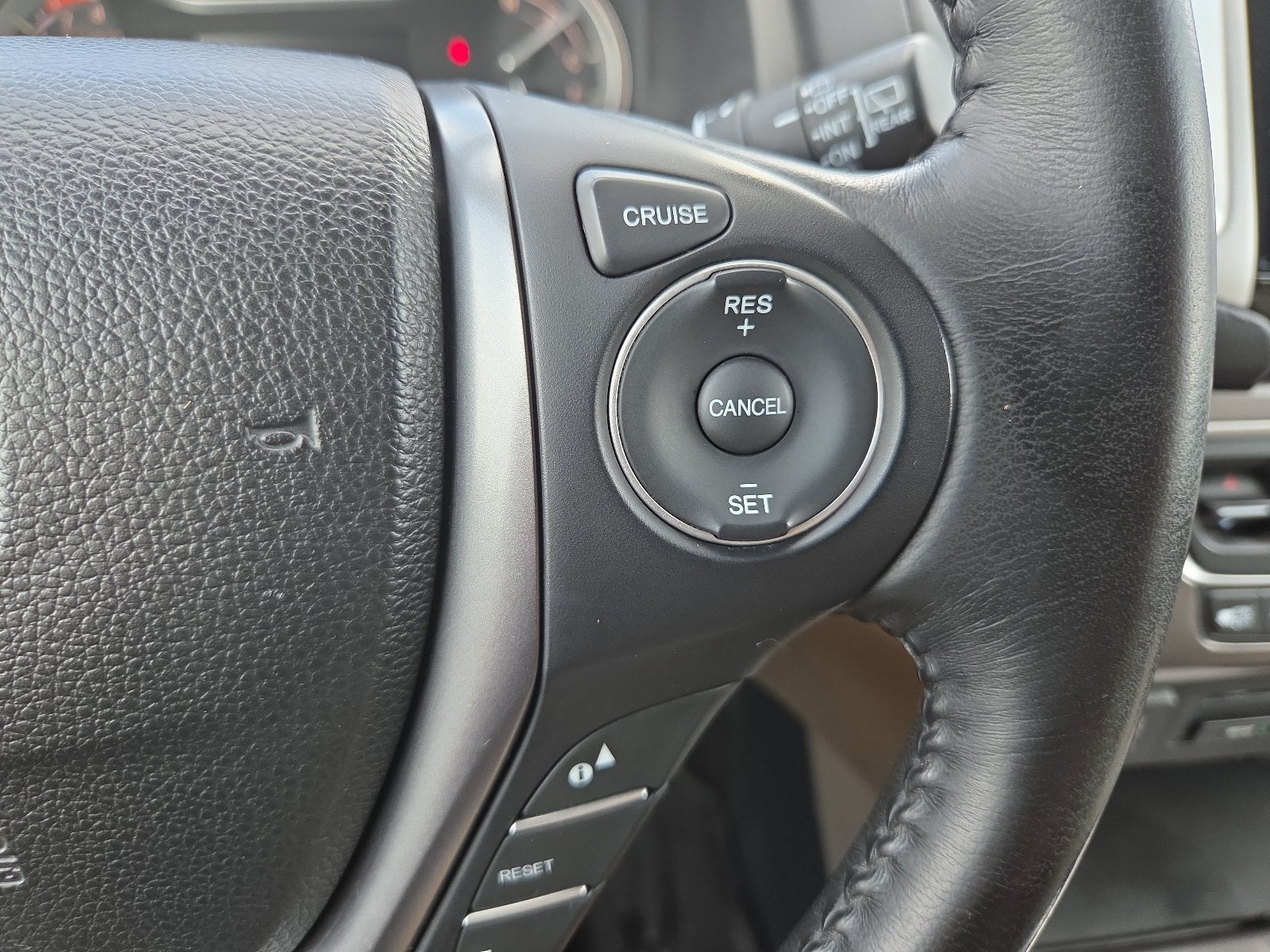2016 Honda Pilot EX-L w/Rear Entertainment System