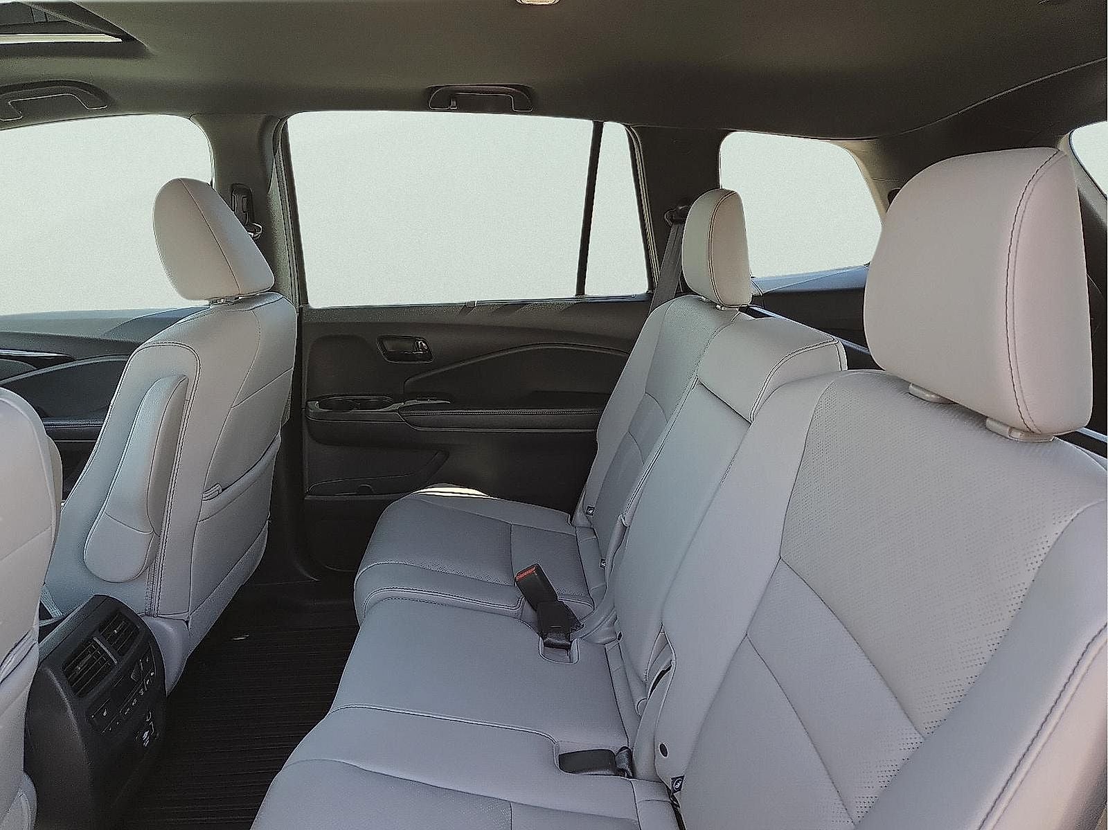 2023 Honda Passport Elite