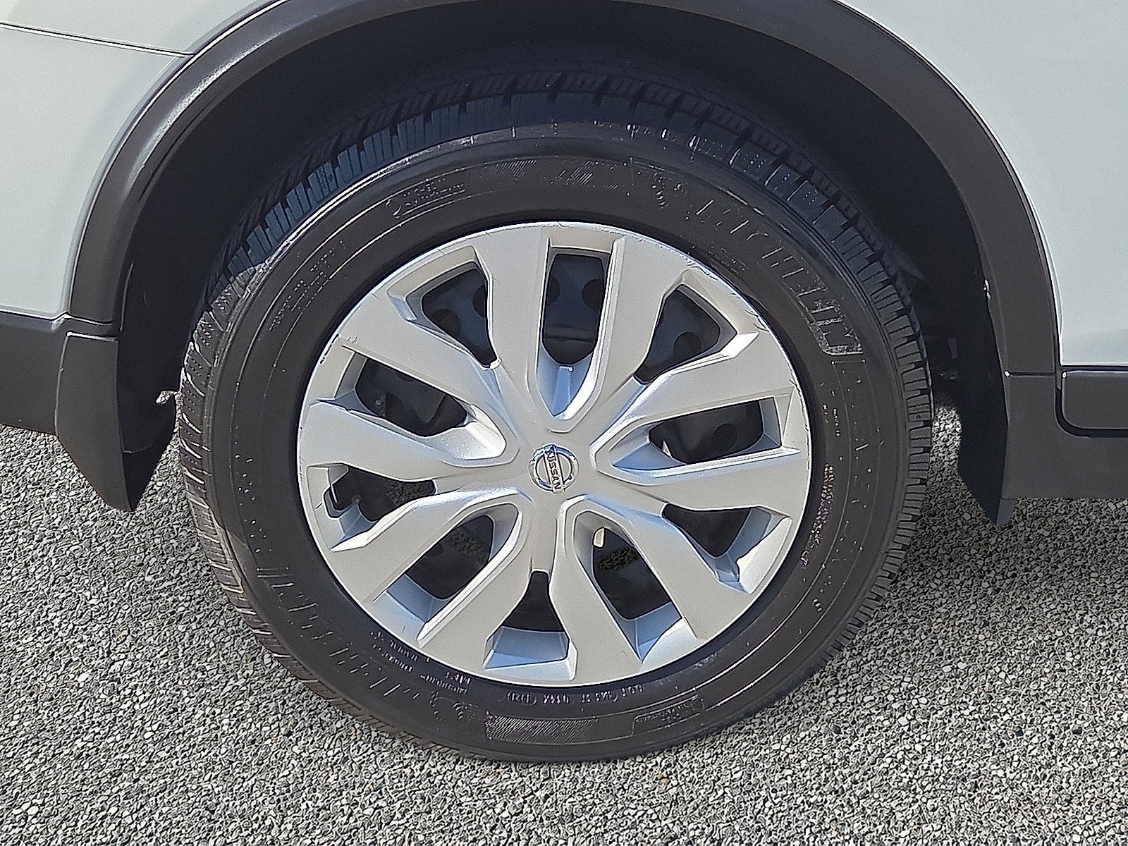 2017 Nissan Rogue S
