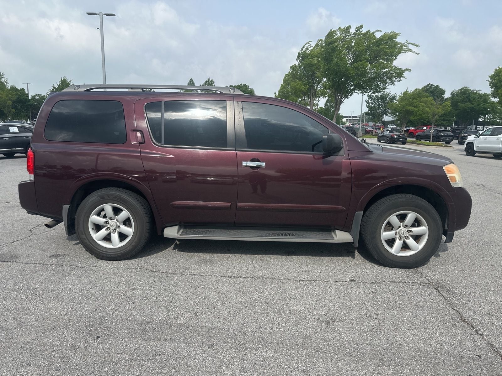 2013 Nissan Armada SV