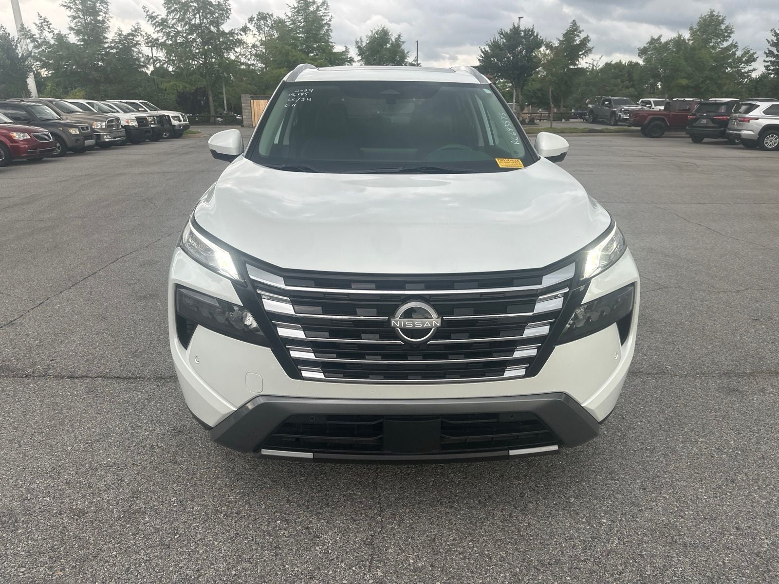 2024 Nissan Rogue SL