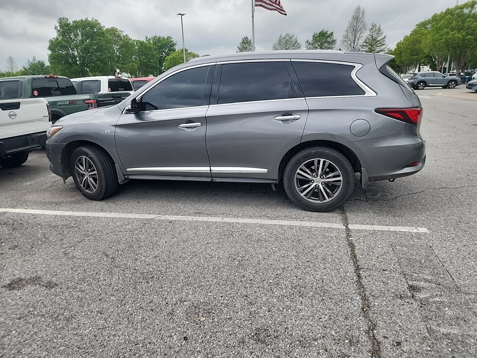 2018 INFINITI QX60 Base