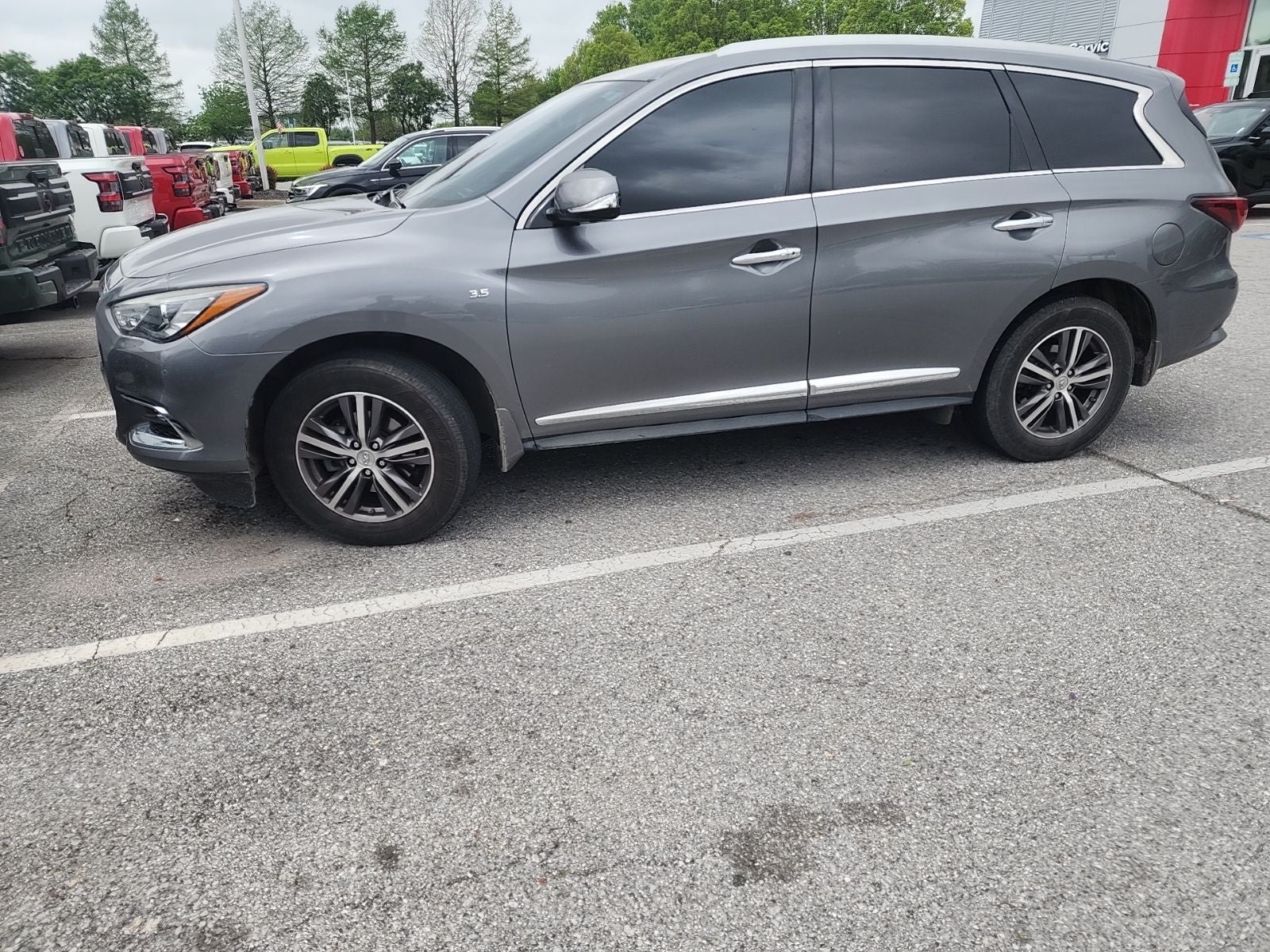 2018 INFINITI QX60 Base
