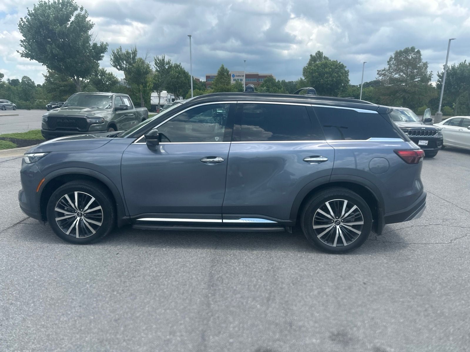 2022 INFINITI QX60 Autograph