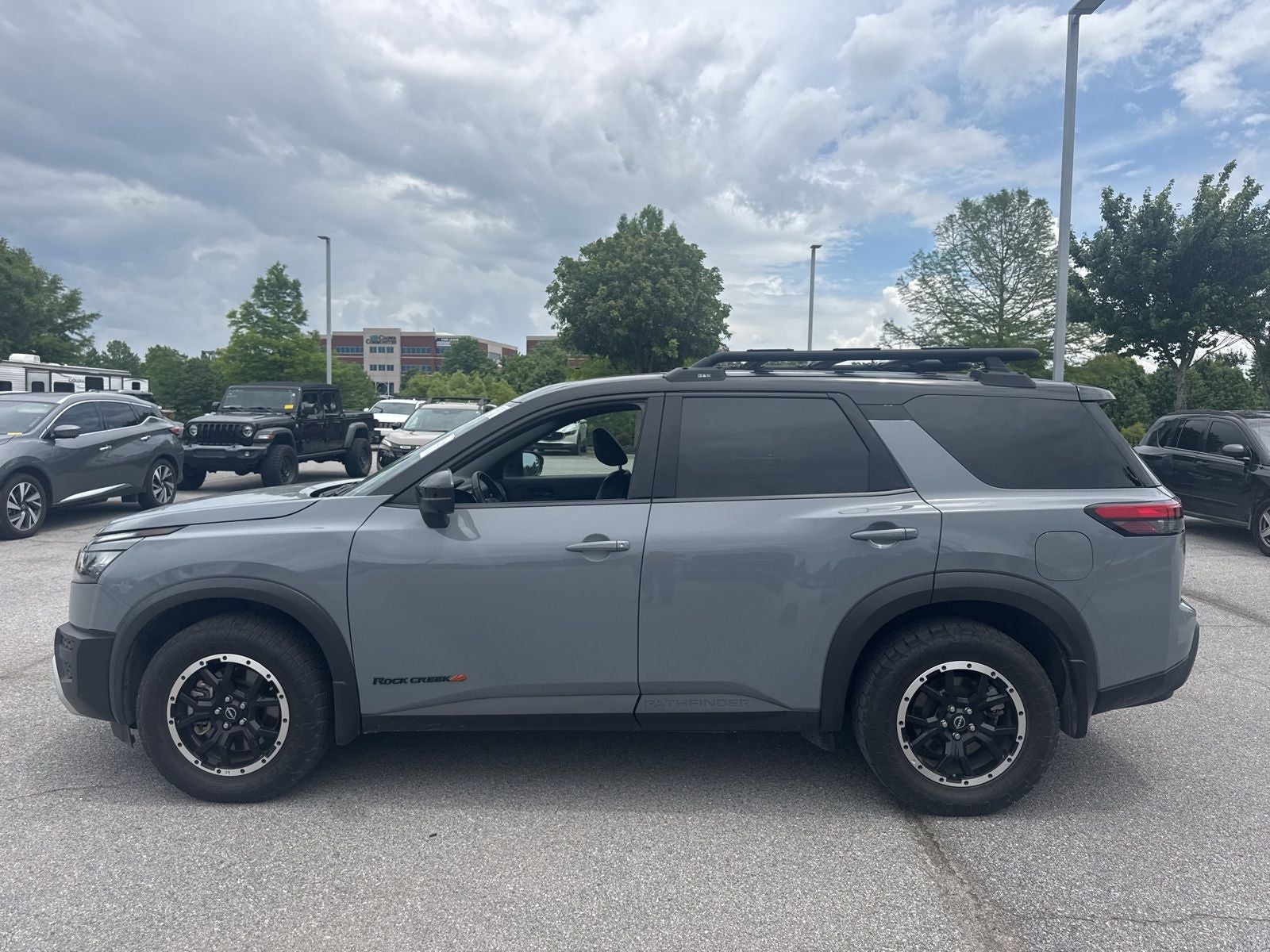 2023 Nissan Pathfinder Rock Creek