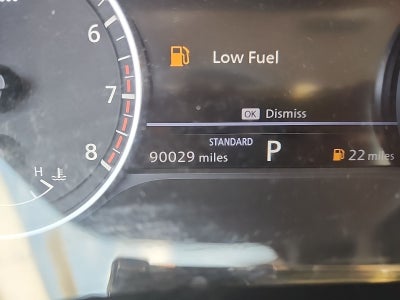2022 Nissan Pathfinder SL