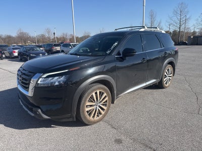 2022 Nissan Pathfinder Platinum