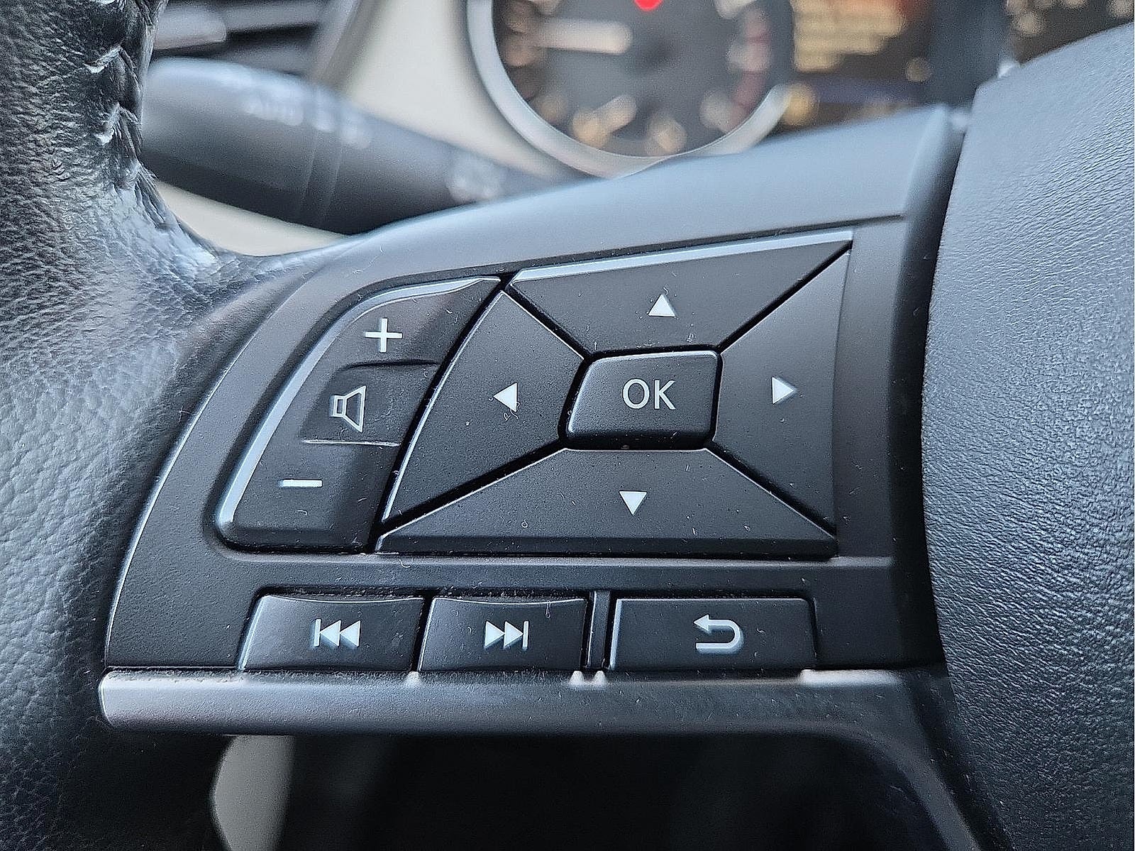 2021 Nissan Rogue Sport SL