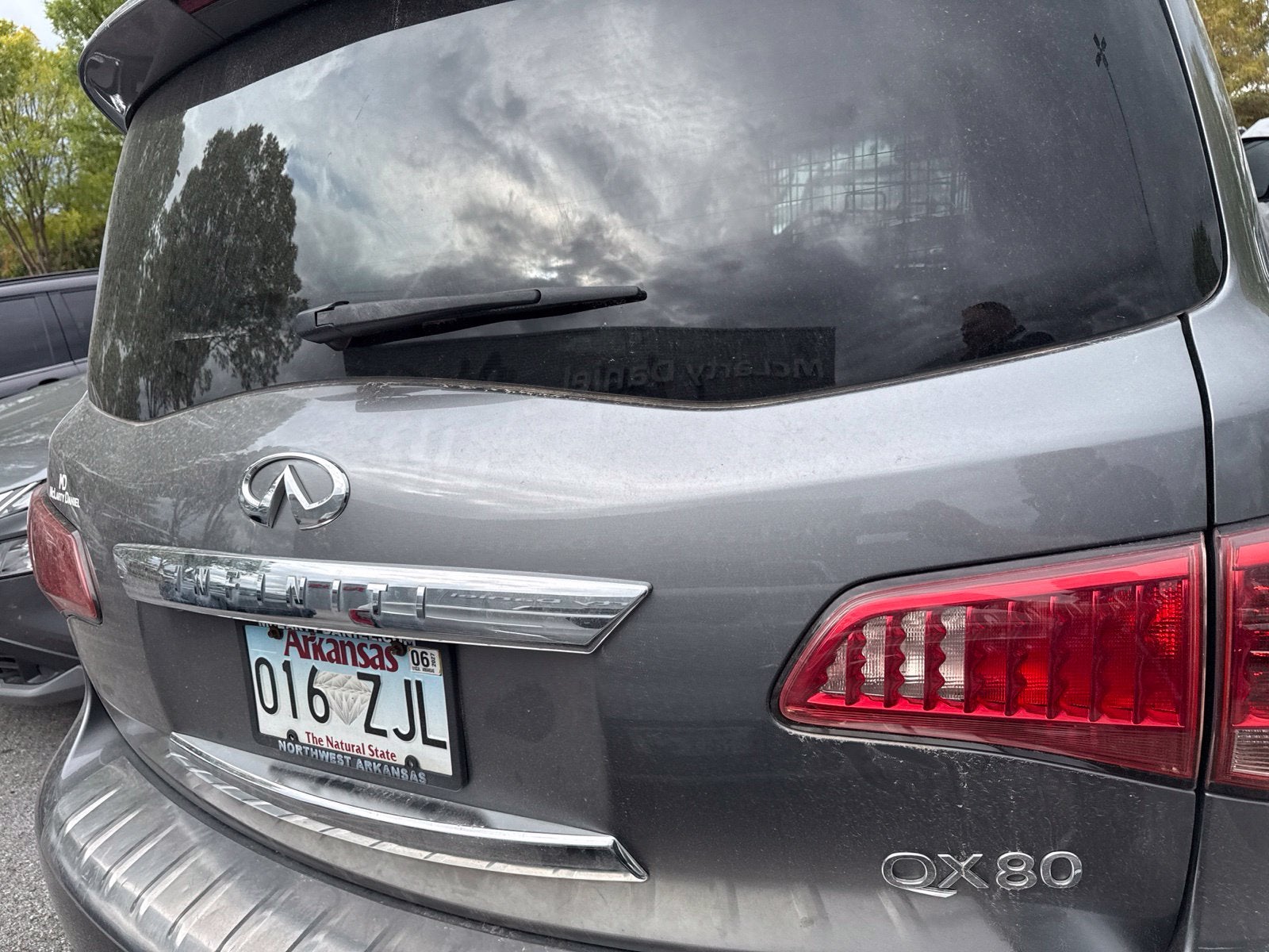2017 INFINITI QX80 Base