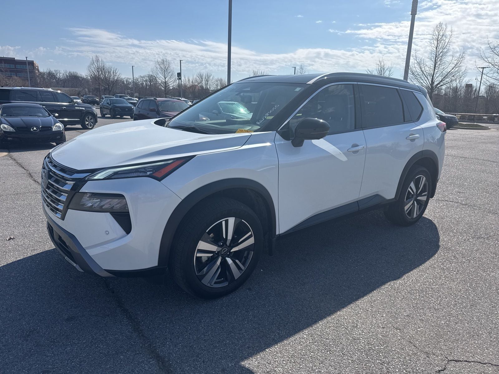 2024 Nissan Rogue SL