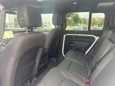 2025 Land Rover Defender 110 S
