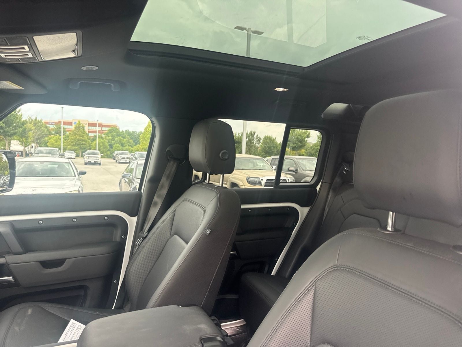 2025 Land Rover Defender 110 S