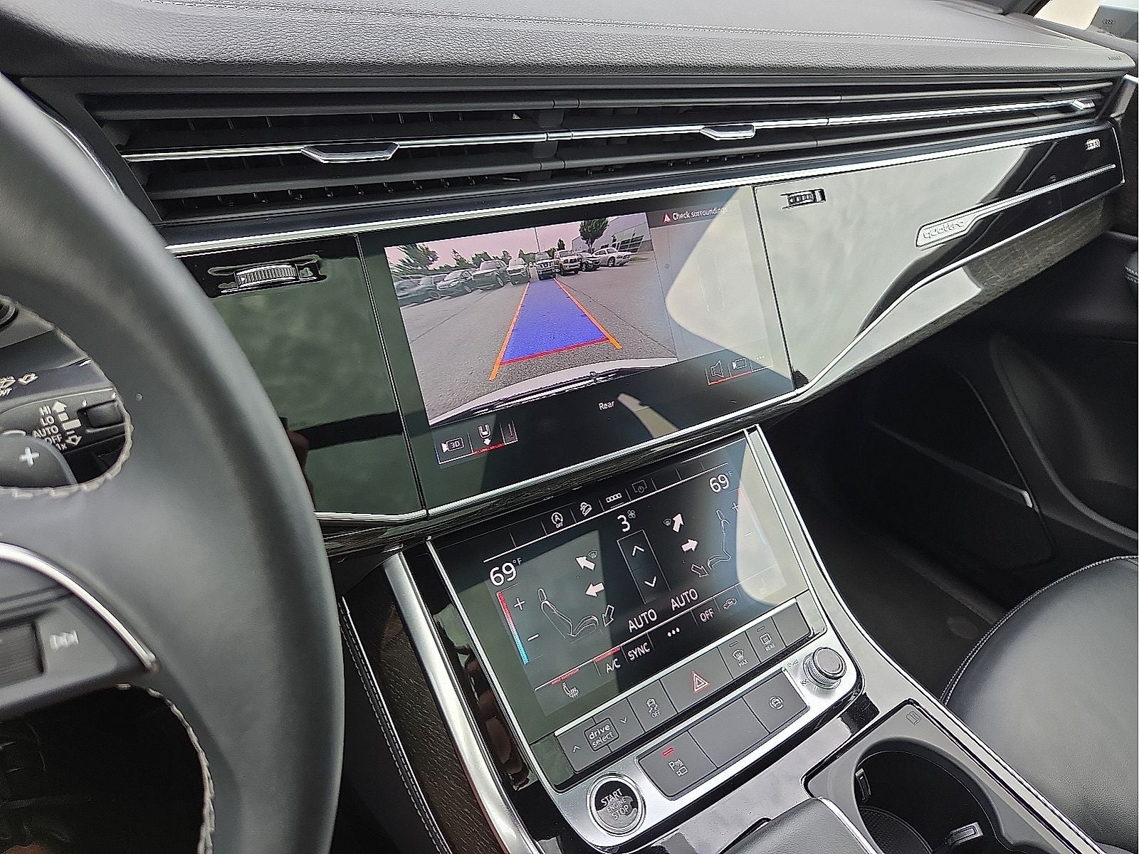 2025 Audi Q7 55 Premium Plus quattro