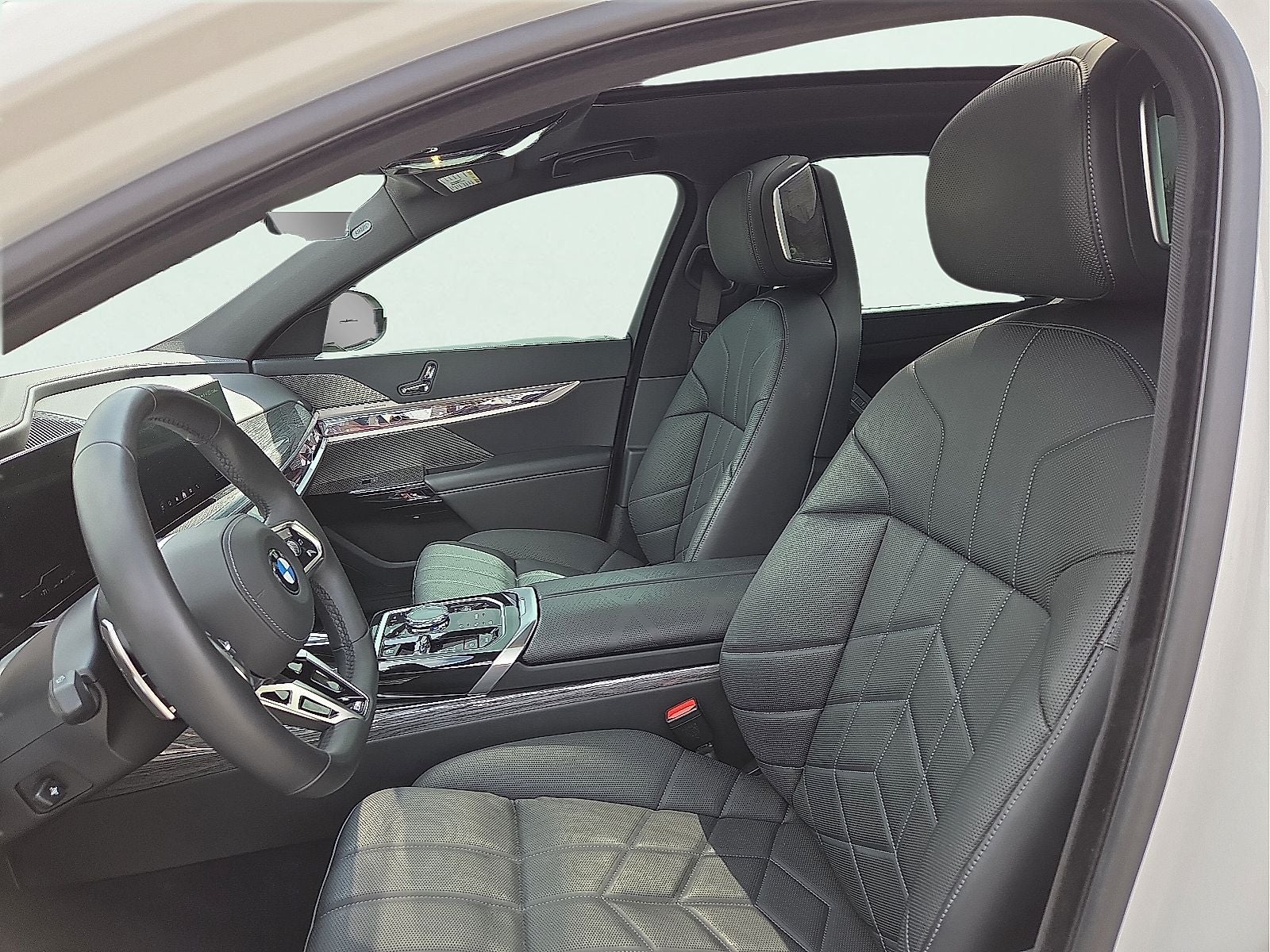 2025 BMW 7 Series 740i xDrive