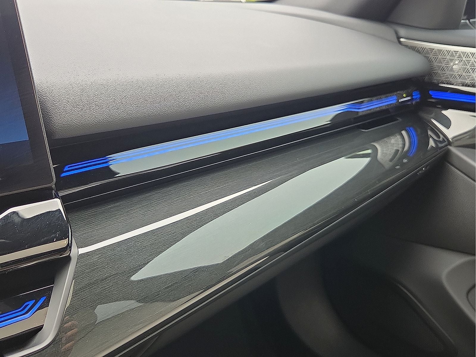 2024 BMW 5 Series 530i