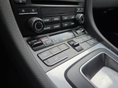 2019 Porsche 718 Cayman Base