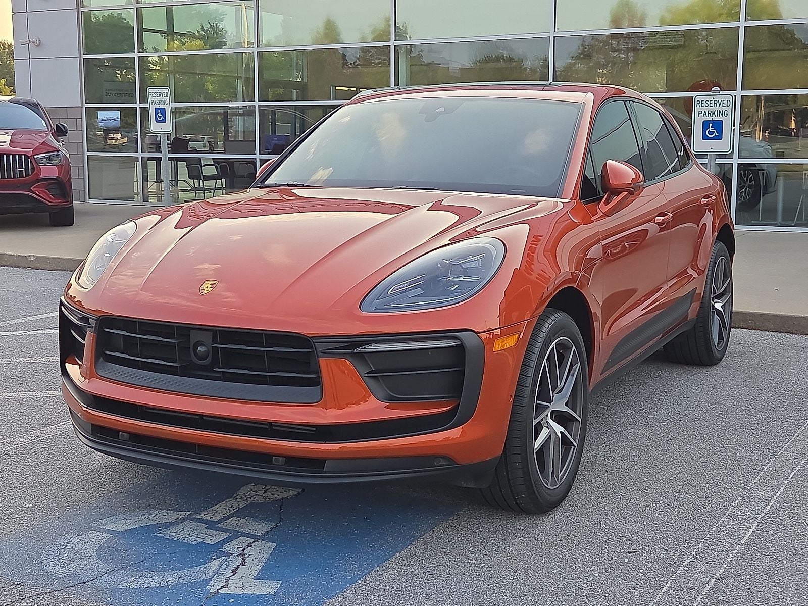 2023 Porsche Macan T