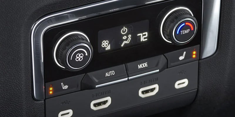 AC buttons and charging points of Chevrolet Tahoe